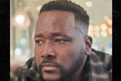 blind side actor quinton aaron on life support partially breathing 6977d0c265ff5