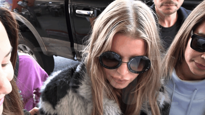 jessica simpson slams bachelorette rumors says she has options 69655b93b2d58