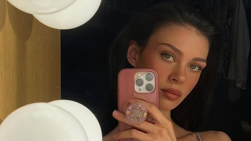 nicola peltz sent a telling message to the beckhams just days before brooklyn launched an astonishing rant at his parents david and victoria 697026c323262