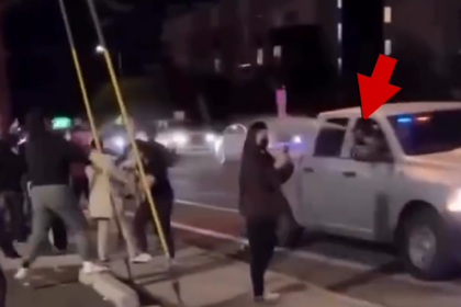 phoenix crowd hosed with pepper spray by federal agent in drive by on video 697a2d50bdb34