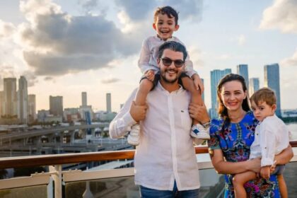 in loc de case investesc in amintirile copiilor mei razvan pascu influencer in turism a vizitat alaturi de familia sa peste 60 de tari 698ec52e4e3a7