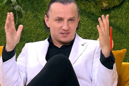 fotomihai traistariu imagine emotionanta cu regretata sa mama natalia era de o frumusete rapitoare a fost si internata de bataile lui invinetita 6a305a163b463