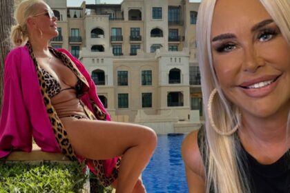 fotovica blochina aparitie spectaculoasa in mykonos vedeta si a etalat silueta in costum de baie la 50 de ani 6a2aa3990a18b