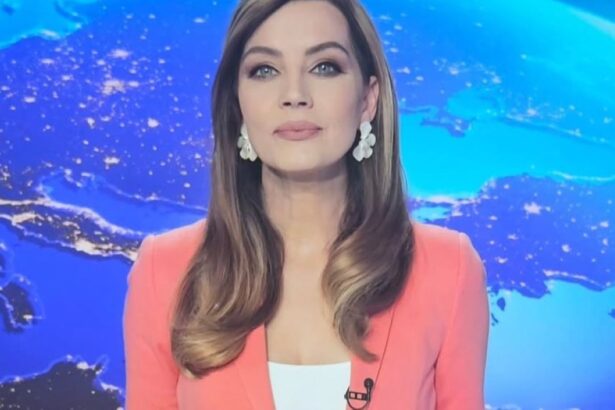 videomonica dascalu a dezvaluit ce se ascunde in spatele pupitrului stirilor pro tv este bucataria noastra cu adevarat 6a218662e9f07